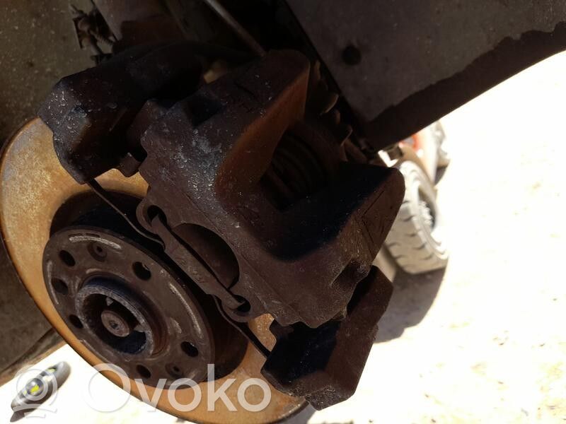 Citroen C4 II Picasso Pinza del freno anteriore 