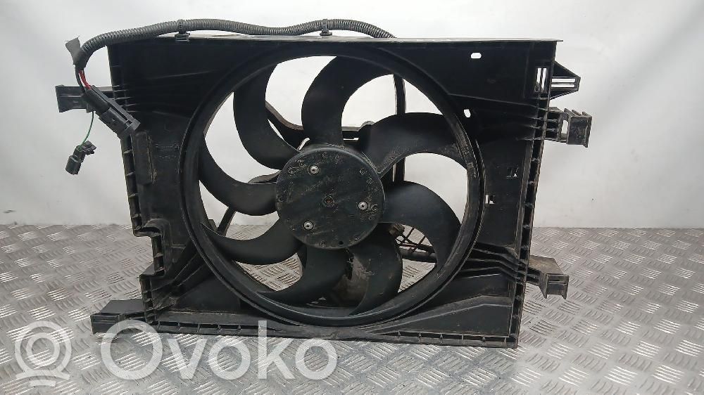 Renault Kangoo II Elektryczny wentylator chłodnicy 