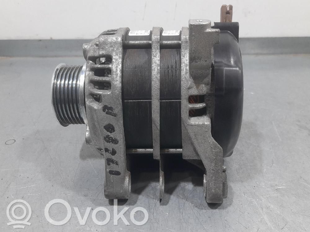 Toyota Auris E180 Generatore/alternatore