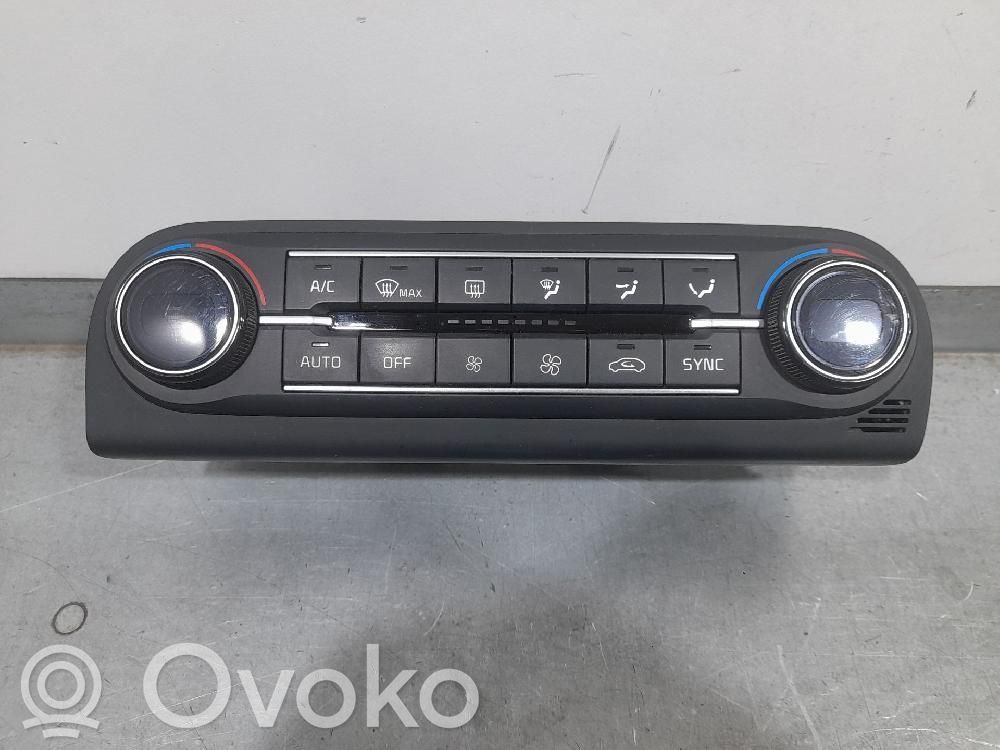 KIA Xceed Climate control unit 