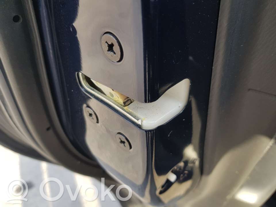 Mazda 2 Galinių durų spyna 