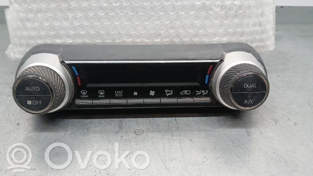 Toyota RAV 4 (XA50) Panel klimatyzacji 