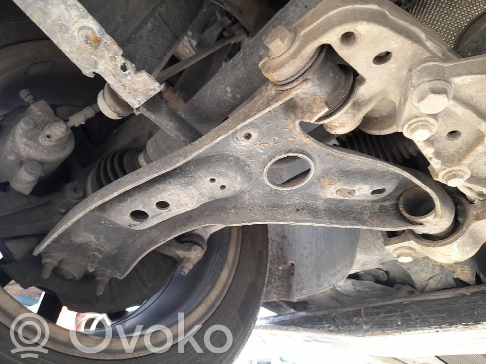 Seat Leon (1P) Braccio di controllo sospensione anteriore inferiore/braccio oscillante
