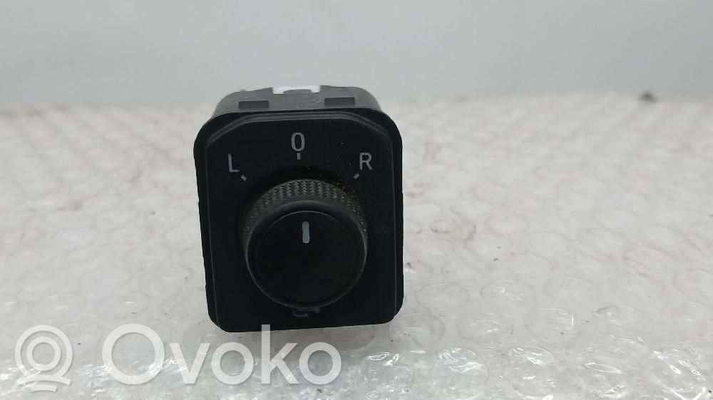 Seat Arona Interruttore specchietto retrovisore 