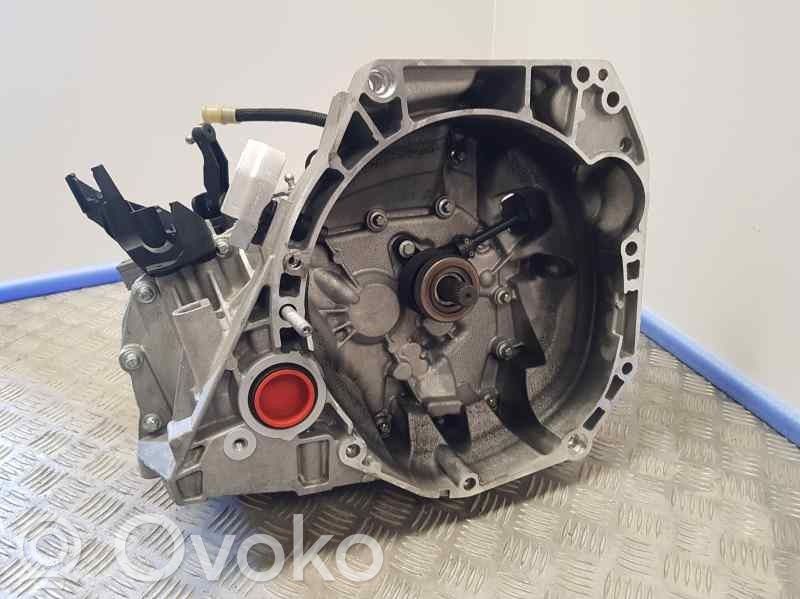 Dacia Sandero Scatola del cambio manuale a 5 velocità 