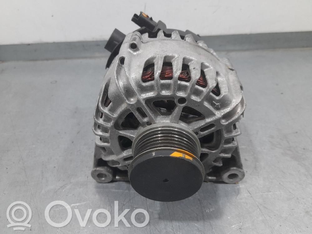 Opel Corsa F Generator/alternator 
