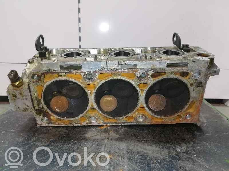 Głowica silnika   7946000218