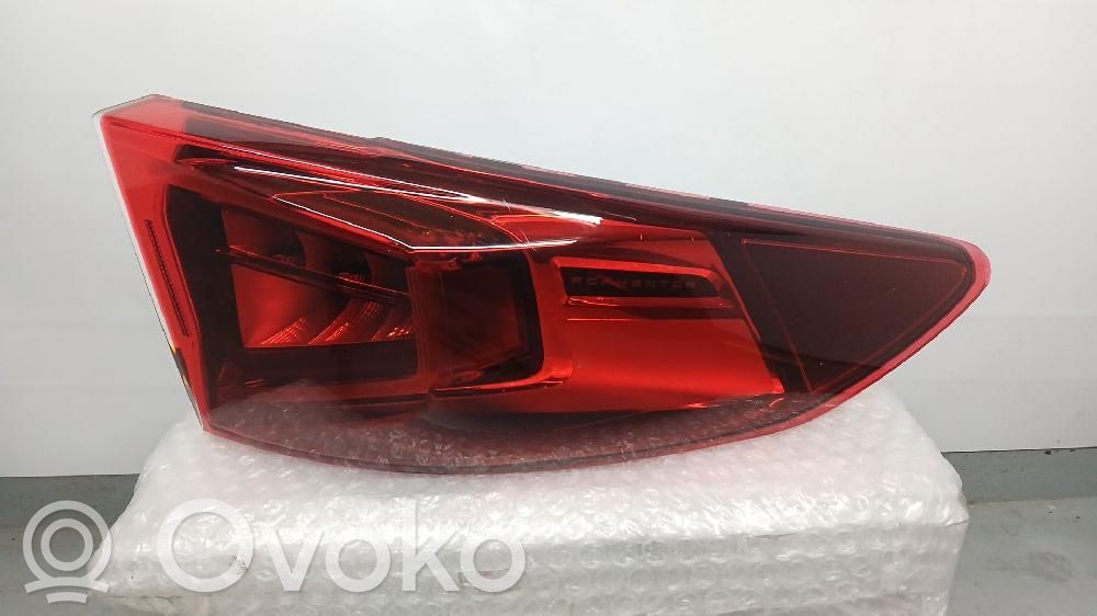 Luz trasera/de freno   5FF945208C