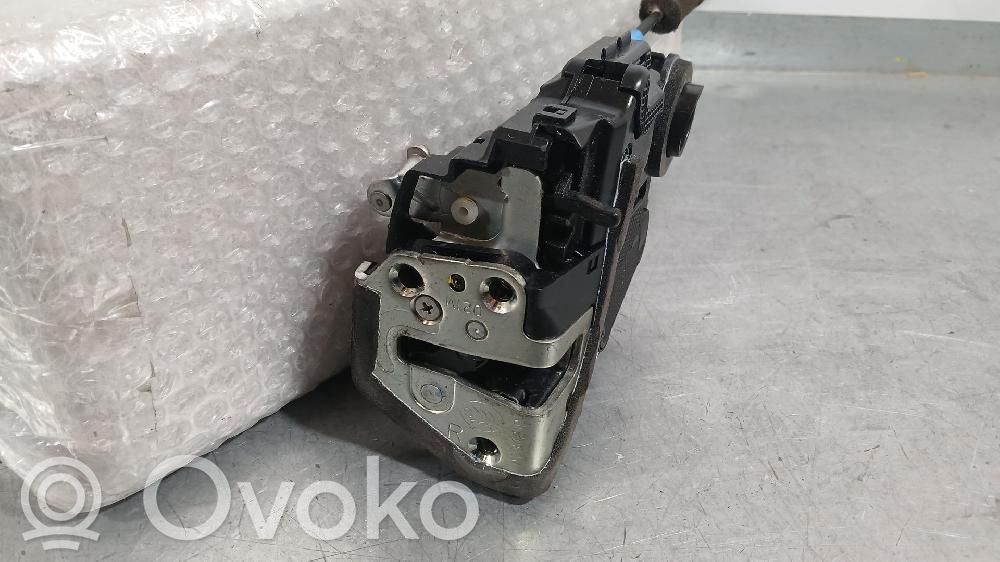 Toyota Corolla E210 E21 Takaoven lukko 
