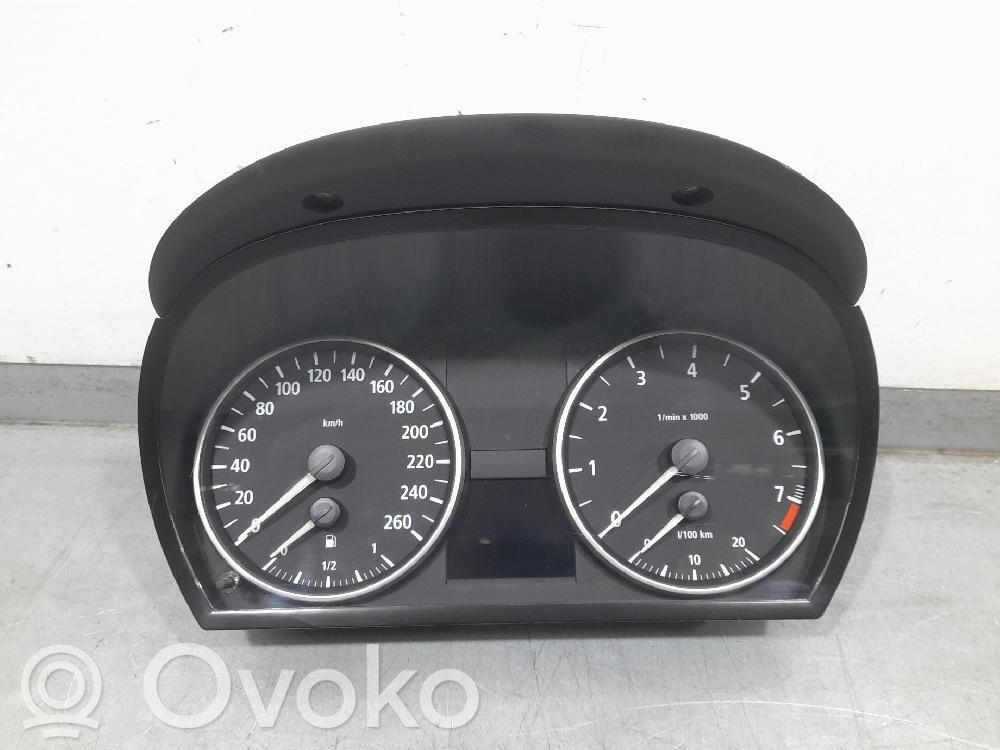 BMW 3 E90 E91 Nopeusmittari (mittaristo) 