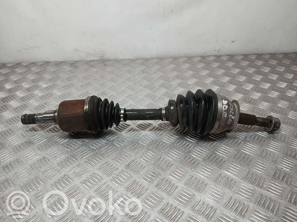 Eje de transmisión delantero   39100EB300