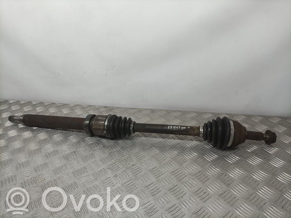 Ford Focus Planetară față 