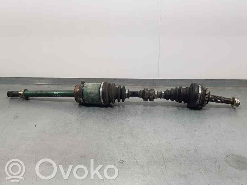Nissan Almera N16 Półoś przednia 