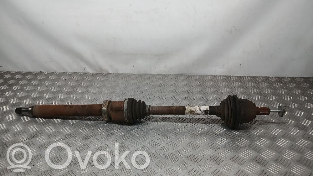Ford Focus Priekinis pusašis 