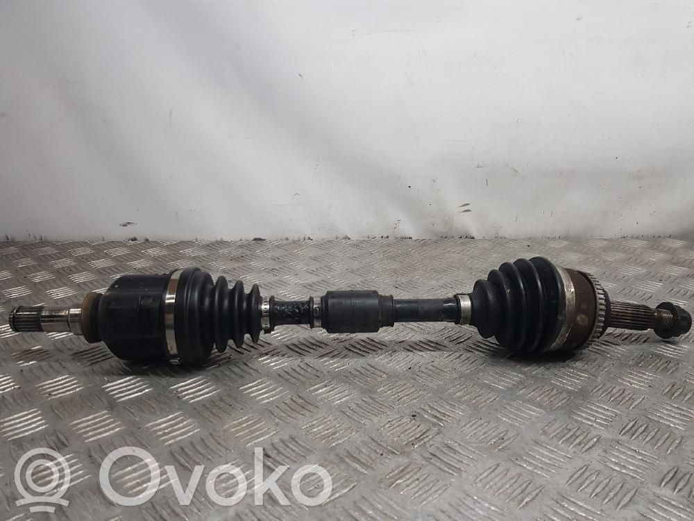 Toyota Corolla E120 E130 Etuvetoakseli 