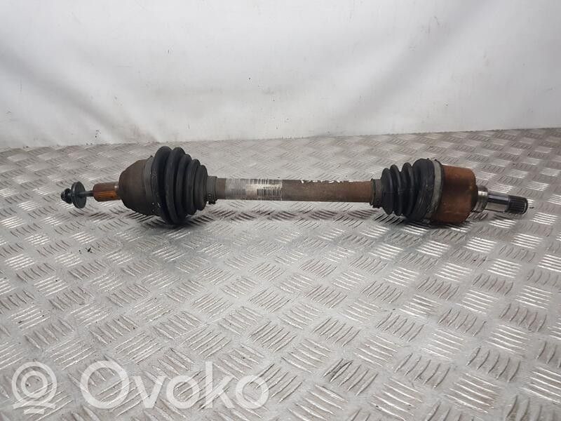 Volvo S40 Priekinis pusašis 