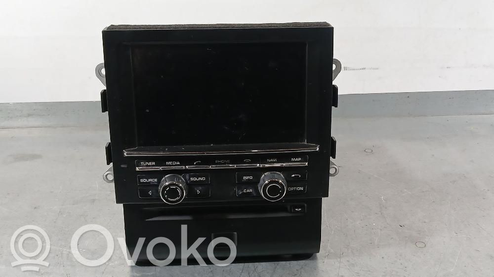 Porsche Macan (95B) Panel / Radioodtwarzacz CD/DVD/GPS 