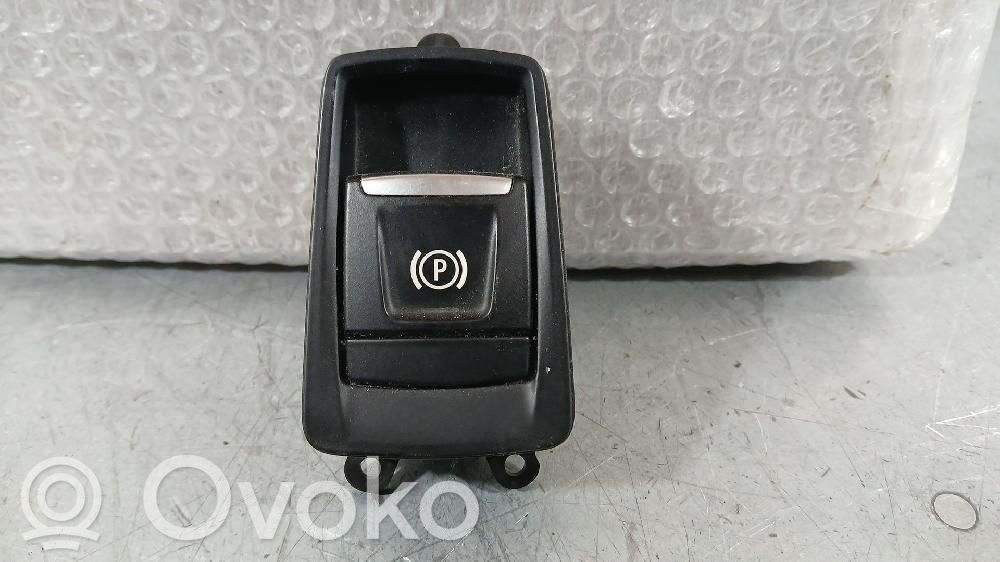 BMW 2 F45 Dźwignia hamulca ręcznego 