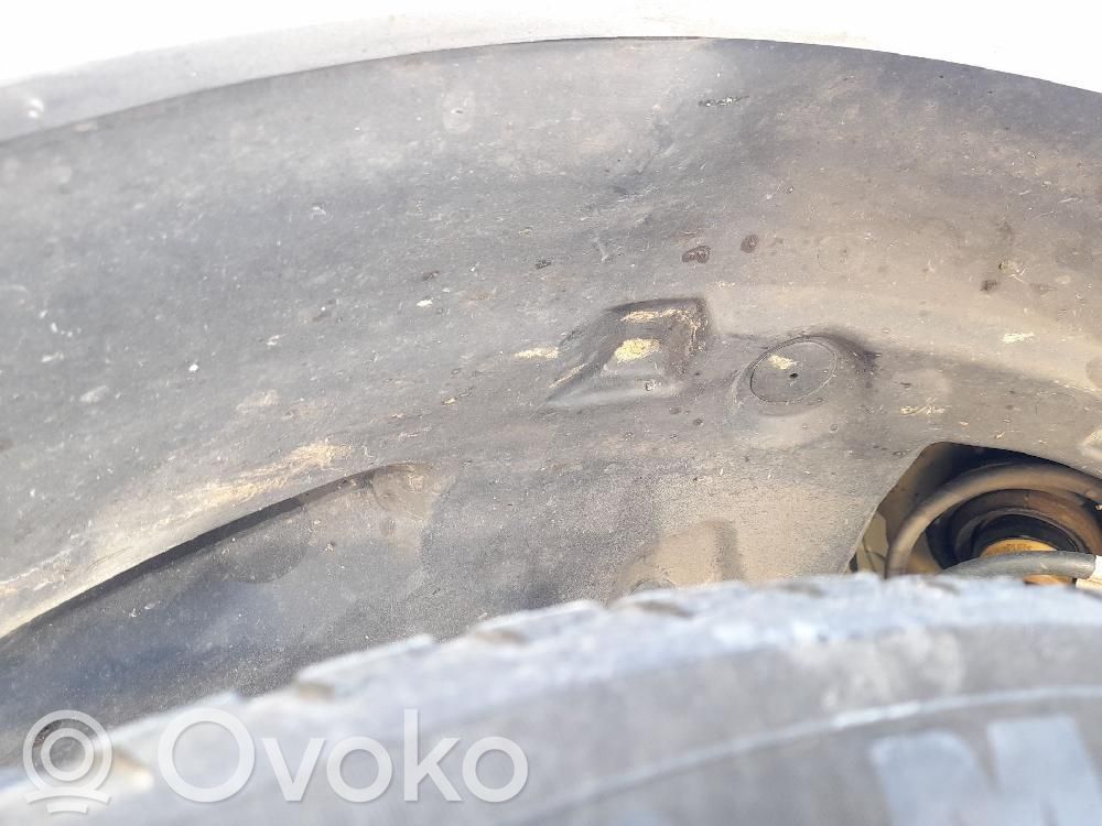 Renault Clio IV Apărători interioare aripă roată față 