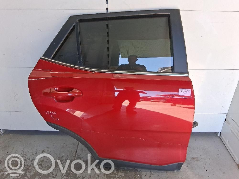 KIA Stonic Galinės durys 