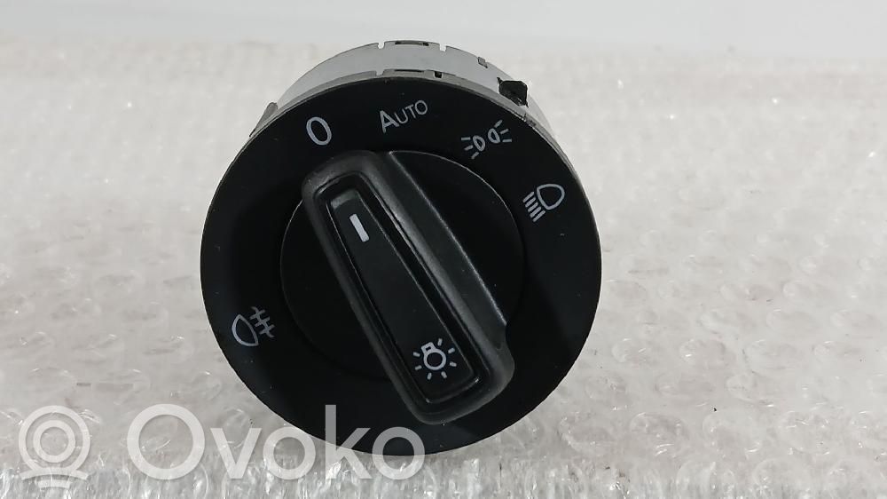 Volkswagen Polo VI Interruttore luci