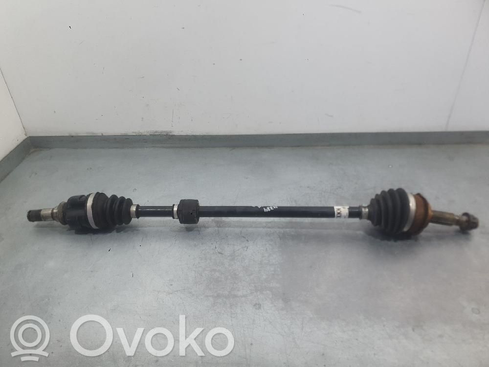Toyota Yaris Etuvetoakseli 