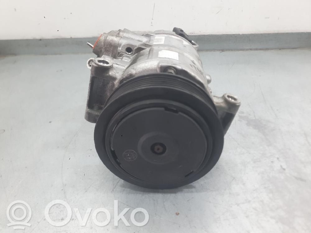 Volkswagen Golf VI Compressore aria condizionata (A/C) (pompa)