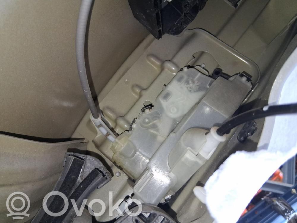 Etuoven lukko   9819027180