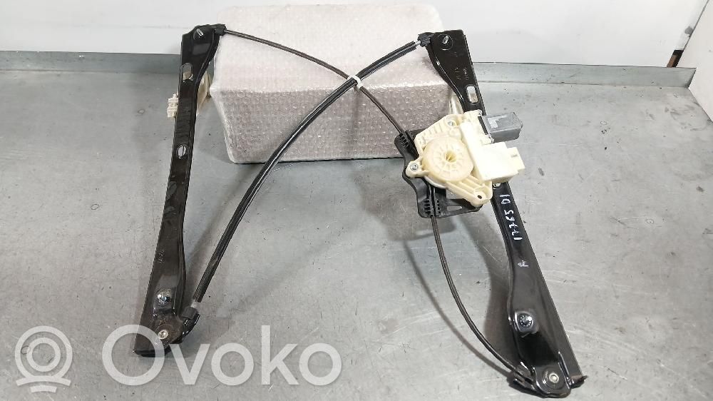 Skoda Fabia Mk3 (NJ) Alzacristalli della portiera anteriore con motorino 
