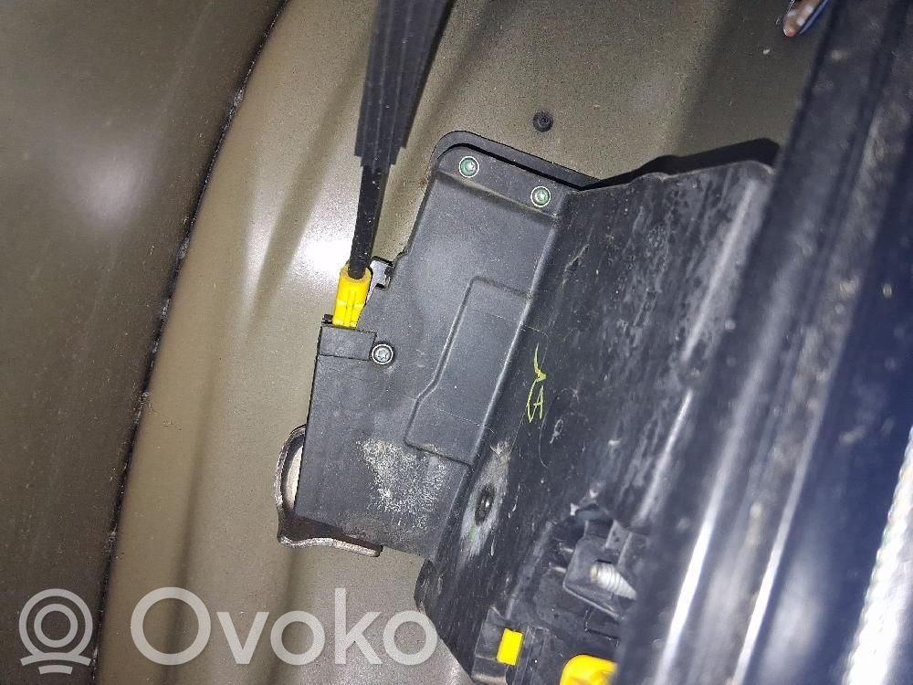 Opel Astra K Serratura portiera anteriore