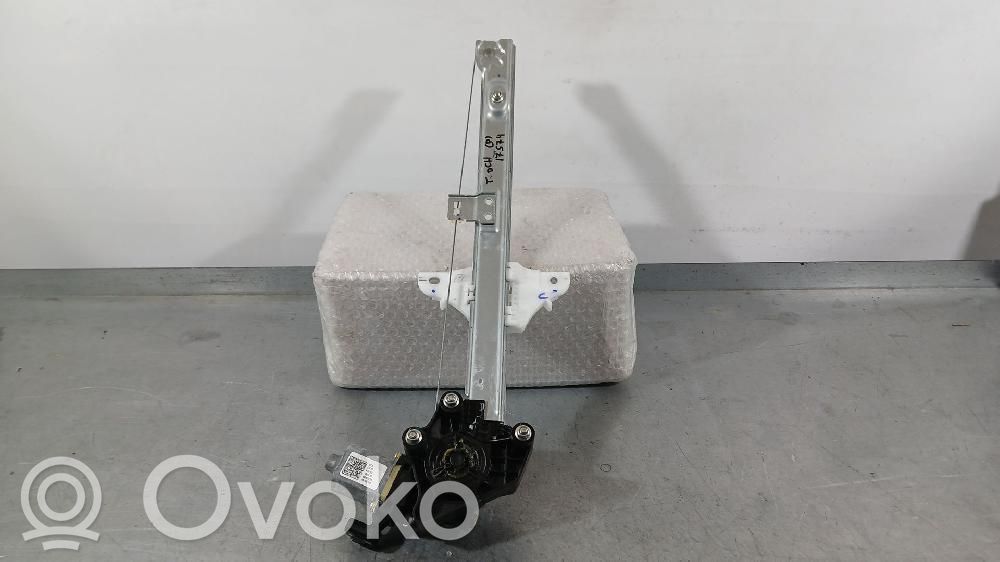Ręczny podnośnik szyby drzwi tylnych   82460Q0000,1130186428