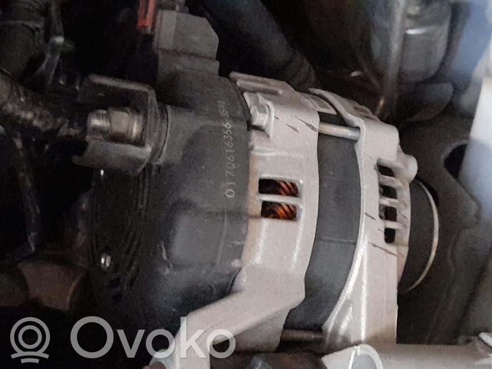 Opel Corsa E Lichtmaschine 