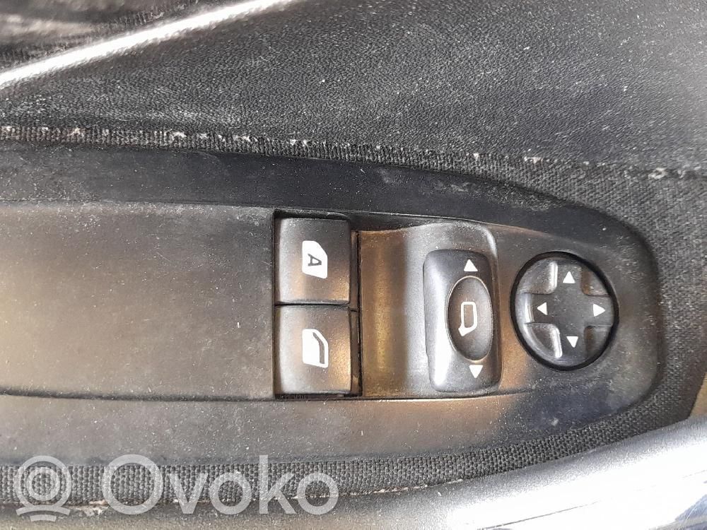 Peugeot 208 I Interruttore di controllo dell’alzacristalli elettrico