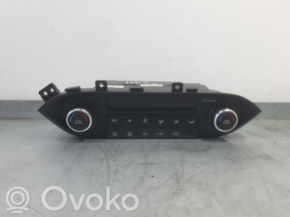 KIA Carens III Panel klimatyzacji