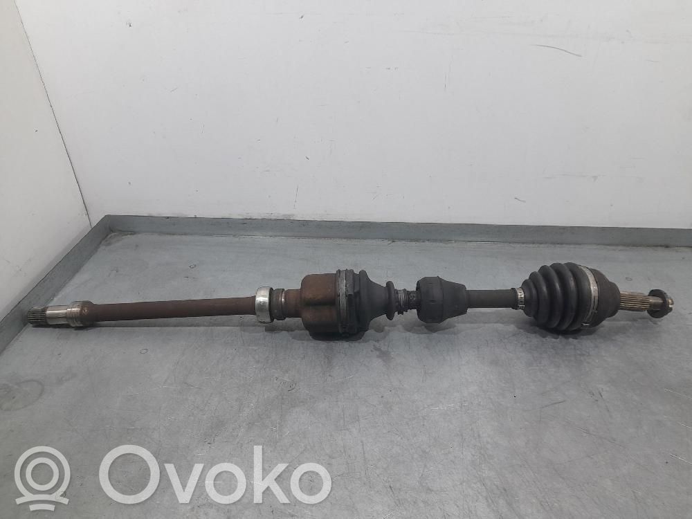 Etuvetoakseli   1447471