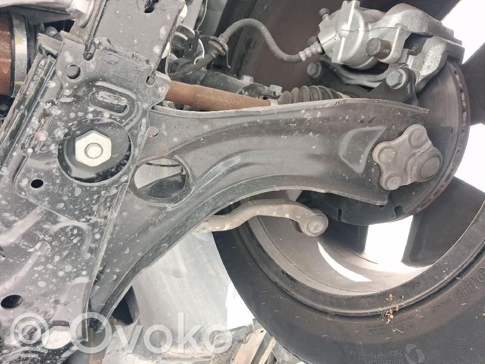 Renault Captur II Braccio di controllo sospensione anteriore inferiore/braccio oscillante 