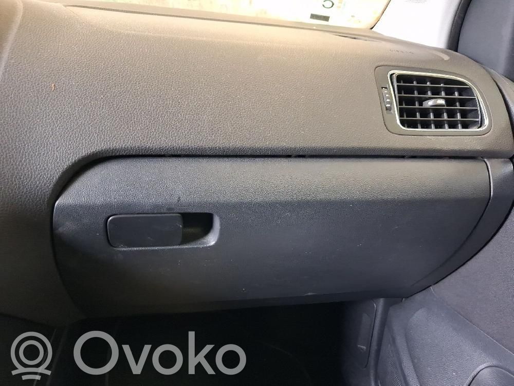 Volkswagen Polo V 6R Vano portaoggetti