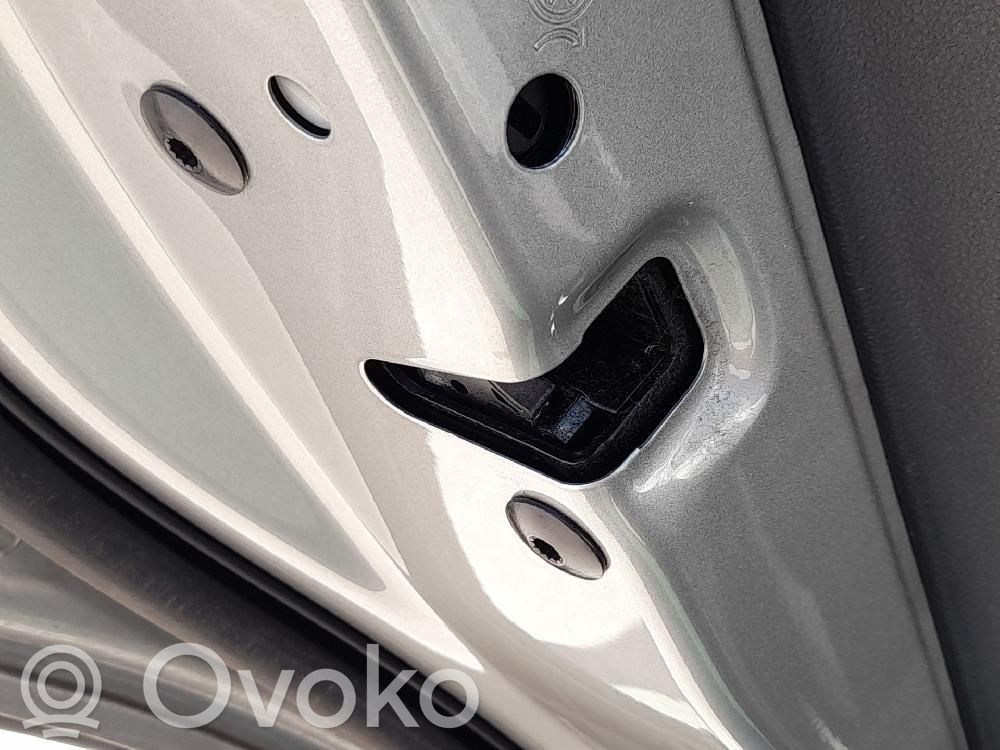 Volkswagen Tiguan Serratura portiera posteriore 