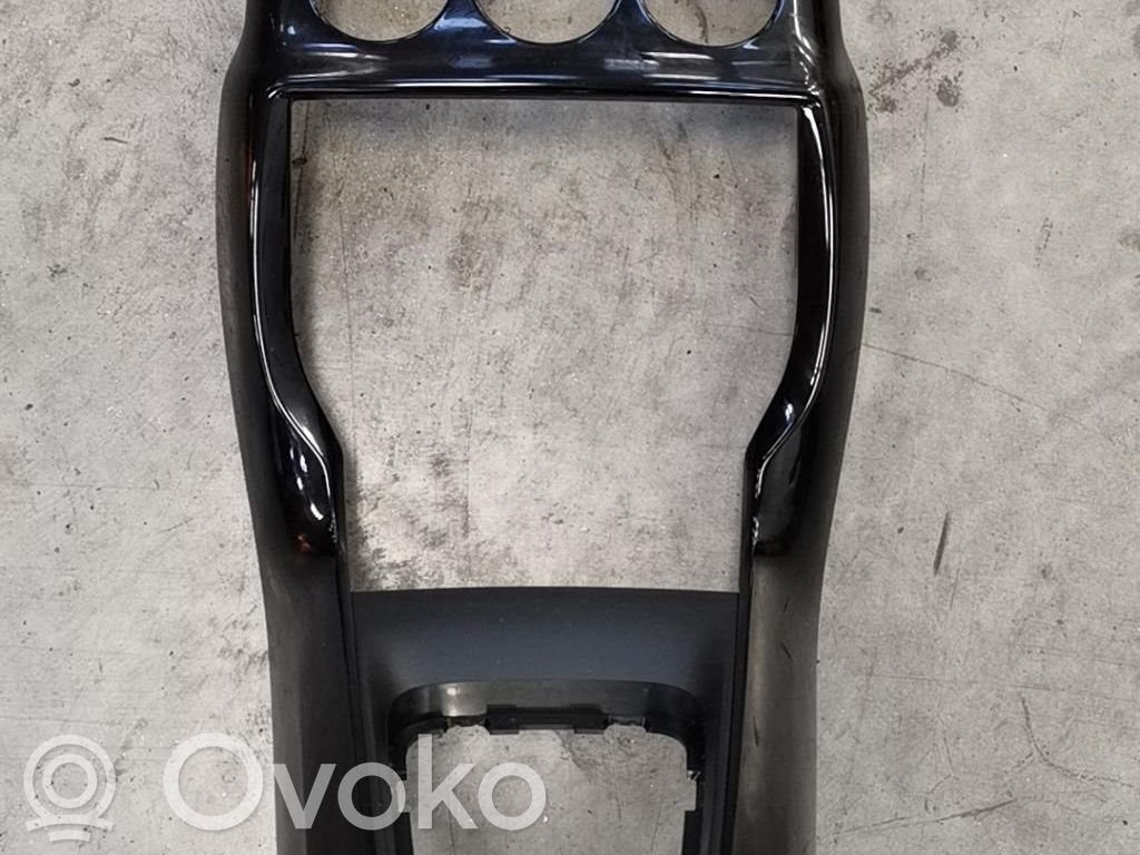 Citroen C3 Centrinė konsolė 