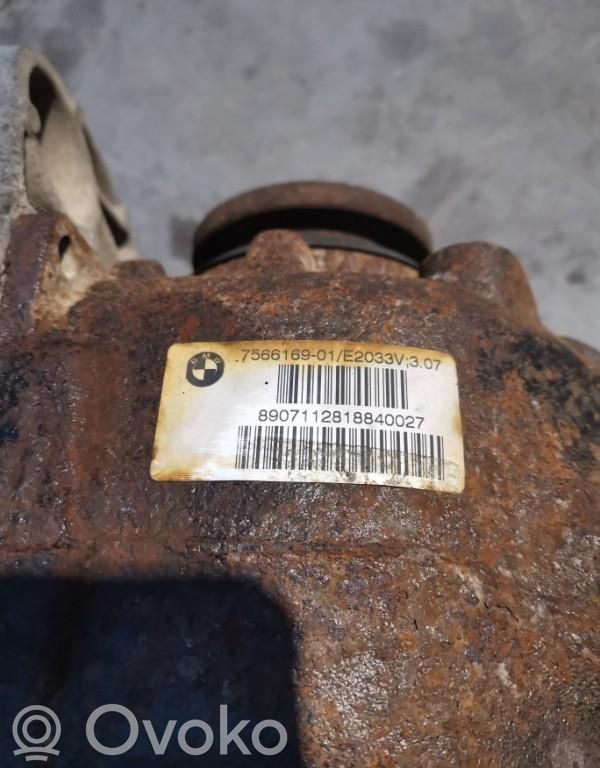 BMW 1 E81 E87 Aizmugurējais reduktors 