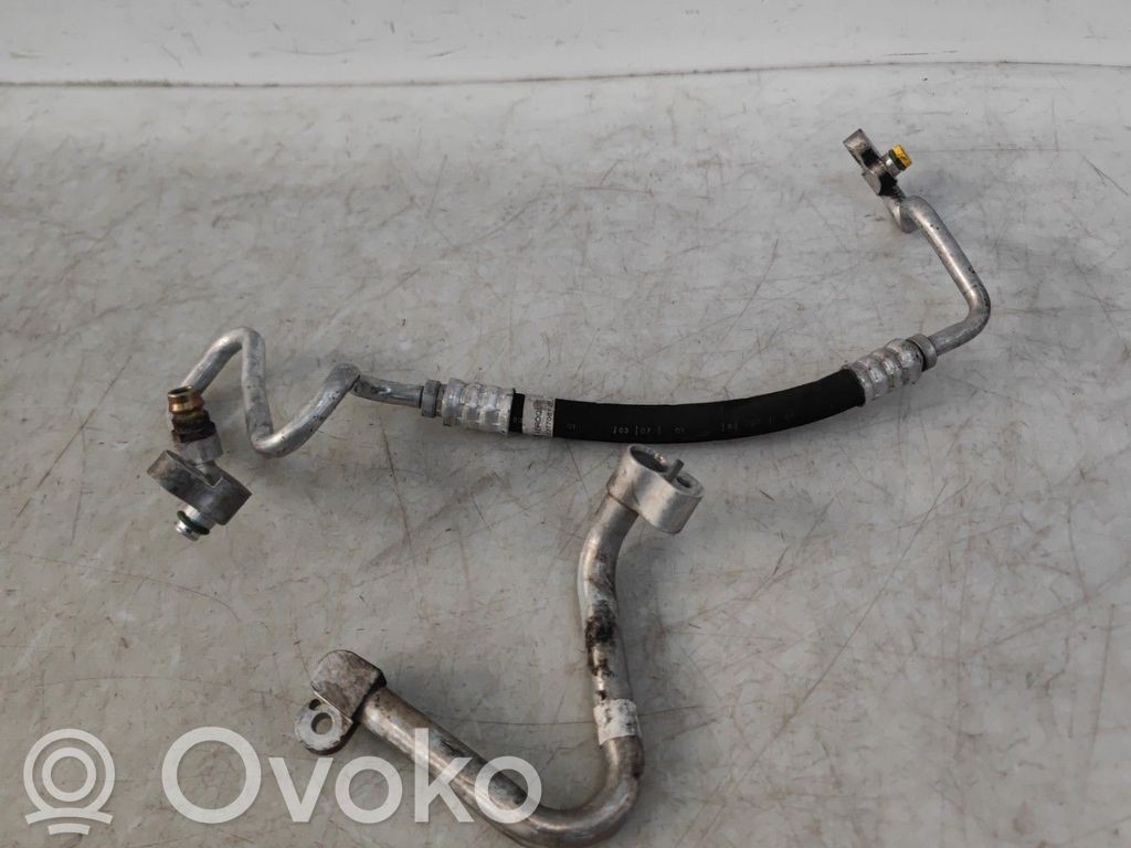 Air conditioning (A/C) pipe/hose