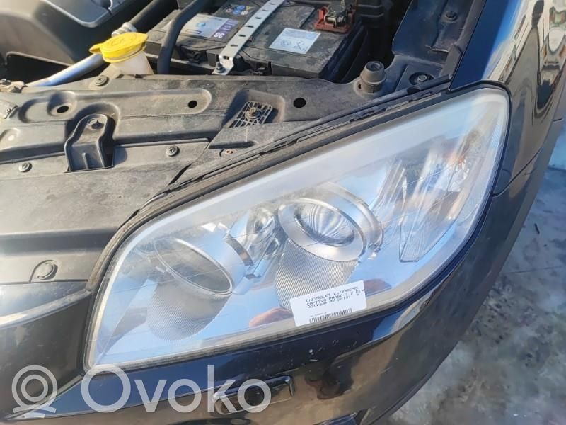 Chevrolet Captiva Scheinwerfer 
