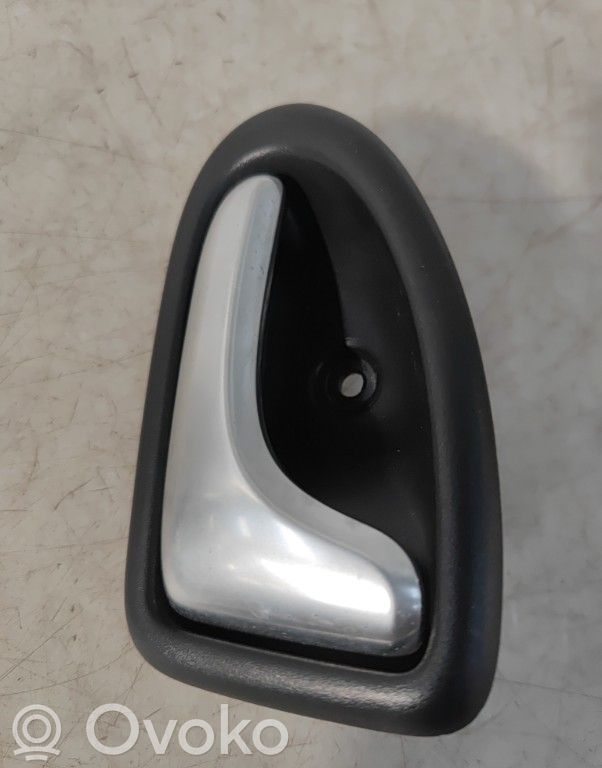 Manecilla interna puerta trasera   8200633087
