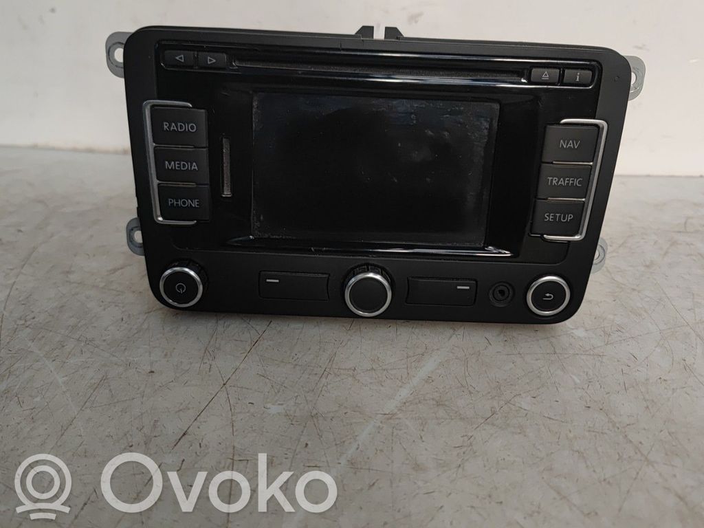 Volkswagen Touran II Panel / Radioodtwarzacz CD/DVD/GPS 