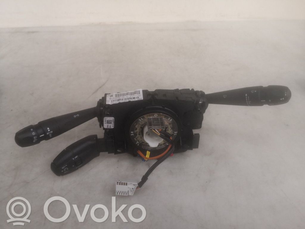 Peugeot 208 I Wiper turn signal indicator stalk/switch 