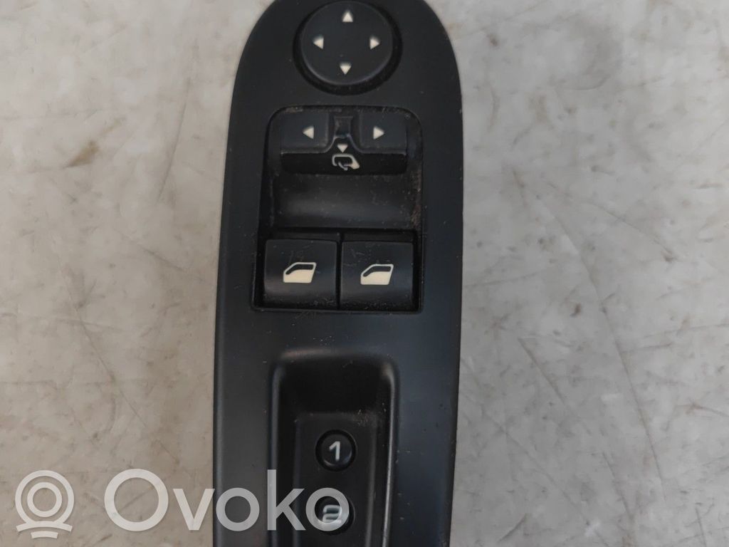 Electric window control switch   6554PY