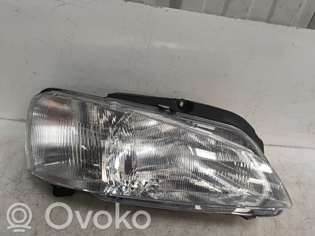 Peugeot 106 Scheinwerfer 