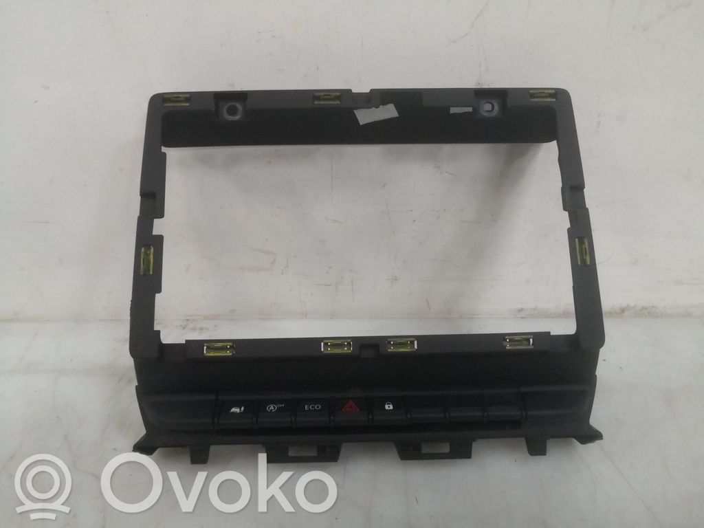 Renault Master III Radiouztvērēja / navigācija dekoratīvā apdare 