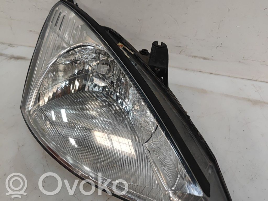 Ford Focus Headlight/headlamp 