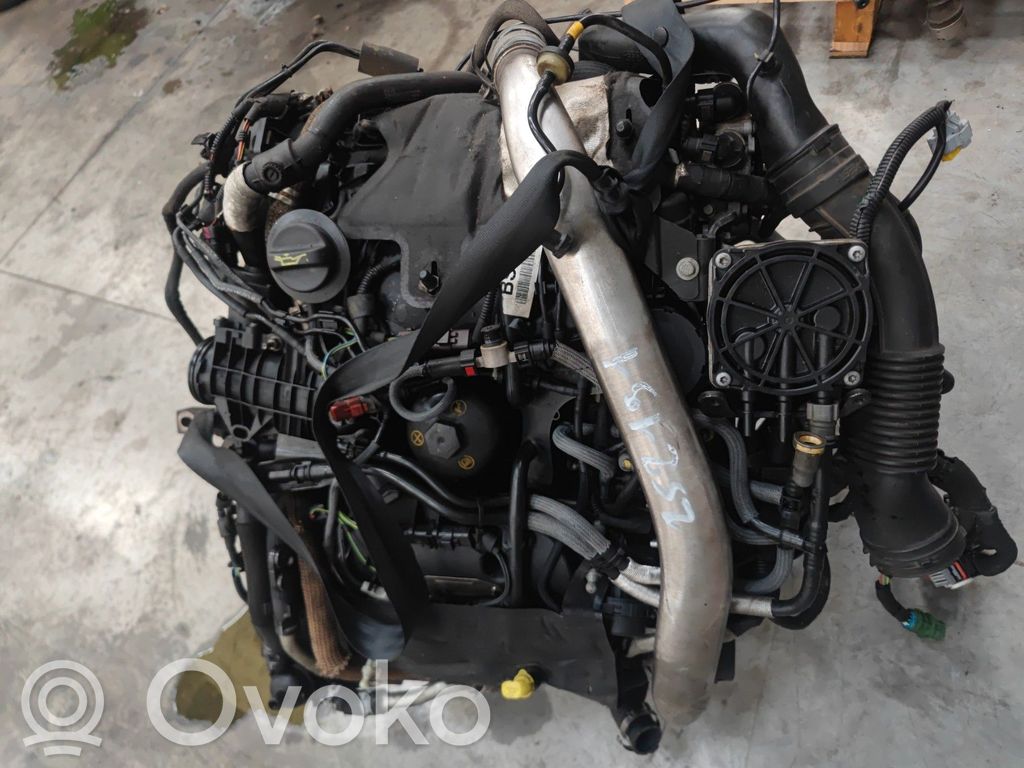 Peugeot 607 Двигатель 